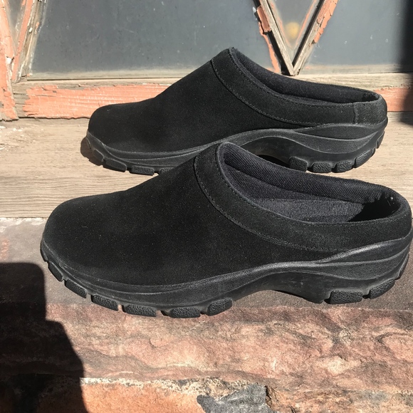 lands end suede clogs